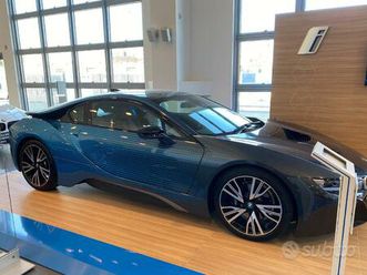 bmw i8 crossfade 1 of 10
