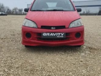 daihatsu yrv 1.3i 16v ≫ 2002 • 972 eur • id
