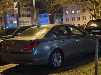auto bmw 520i 5 sitzer