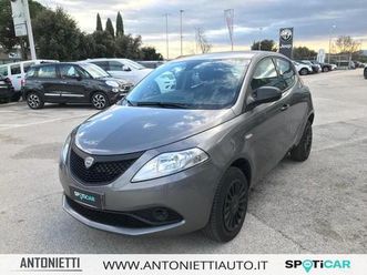 0.9 twinair 70 cv 5 porte metano ecochic