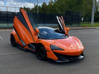 2019 mclaren 600lt w/ p1 carbon seats, interior carbon pkg, front lift, club