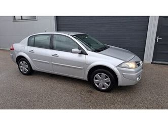 renault megane sedan 1,4 16v, 2009 god.