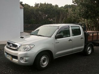 toyota hilux 4x2 d.2 119cv janeiro/12