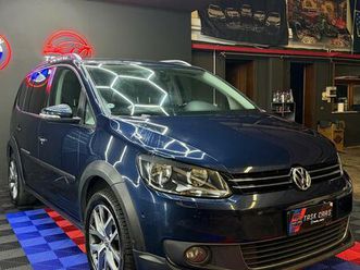 volkswagen touran crosstour