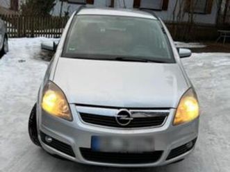 opel opel zafira b 1.6 benzin / 7 sitzer/ tuv 1...