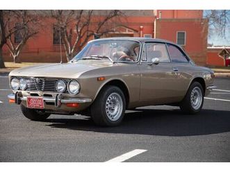 1972 alfa romeo gtv4