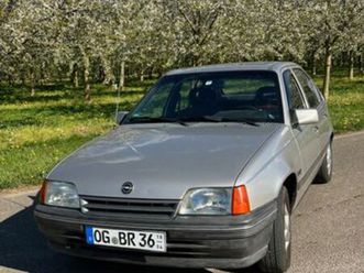 opel kadett 1,6 l silber orignallack