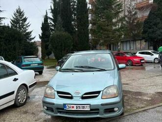 продавам nissan almera tino 2.2 di