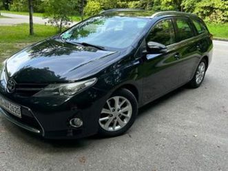 toyota auris touring sports touring sports 2,0-l-d-...