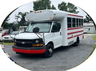 2004 chevrolet express g3500 3500 2dr commercial/cutaway/ 139 177 in. wb