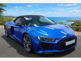 5.2 fsi v10 performance carbon black spyder s tronic quattro euro 6 (start/stop) 2dr