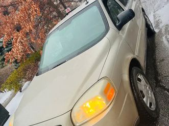 2008 chevrolet uplander ( low km )