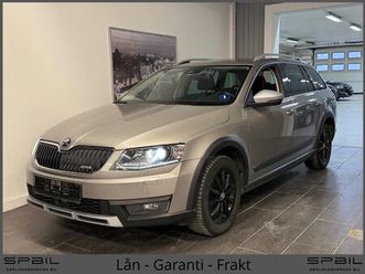 1,8 tsi 180hk 4x4 dsg acc canton kamera krok webasto