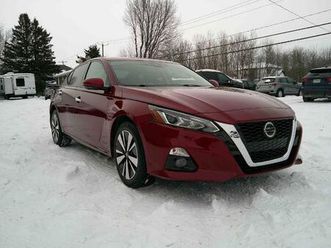 2019 nissan altima platinum