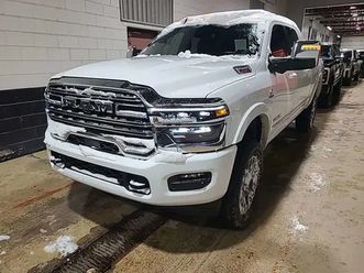 2025 ram 2500 limited megacab/limited/4wd/cummins/diesel/roof...