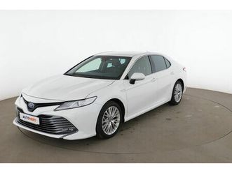 toyota camry 2.5 hybrid 2wd lounge
