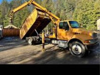 sterling grapple truck