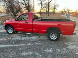 2002 dodge ram 1500 2 wd. amazing shape!