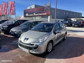 peugeot 207 1.4l ess 95cv berline premium 100.000km