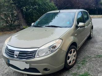 vends dacia sandero