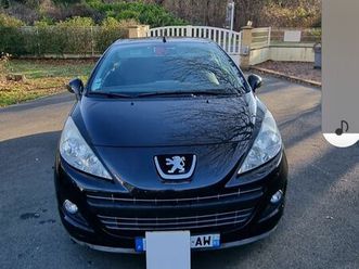 voiture peugeot 207 cc