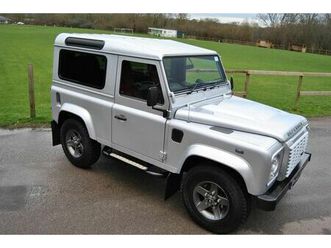 land rover defender 90 2.2 tdci station wagon double cab 3dr diesel manual 4wd swb euro 5 (122 ps)