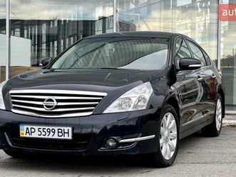 nissan teana 2010