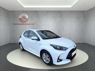 toyota yaris 1.5 120h business plus