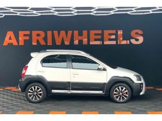 2019 toyota etios cross 1.5 xs 5-dr