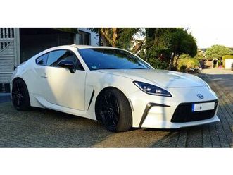 toyota gr86 - neuwertig