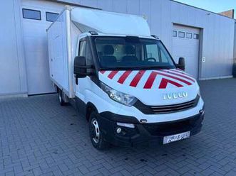 // boite auto // tva deductible // 1 er main