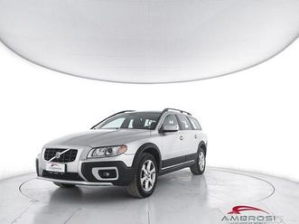 volvo xc70 2.4 d5 20v (185cv) cat awd momentum -