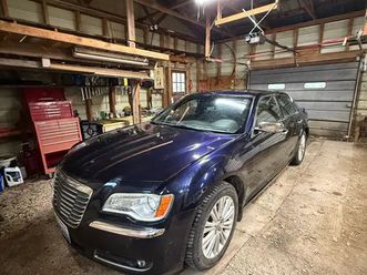 2011 chrysler 300c awd