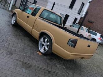 chevrolet s10 pickup