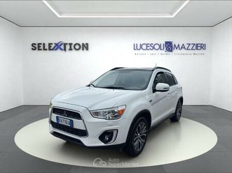 - asx 1.6 di-d 114 cv 4wd instyle panoramic