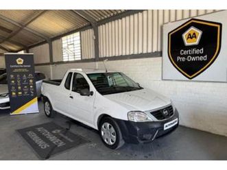 2022 nissan np200 1.6 a/c safety pack