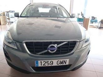 volvo xc60 2.4d awd momentum