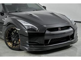 used 2011 nissan gt-r premium