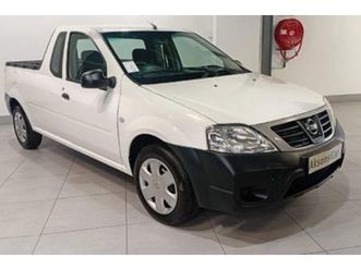 2021 nissan np200 1.5 dci safety pack