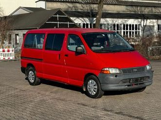 toyota hiace benzin lang 9 sitzer