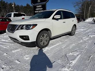 2020 nissan pathfinder 4x4 sv
