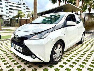 toyota aygo pequeño manual de 5 puertas