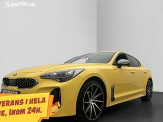 kia stinger 2.2 crdi awd gt line hud kam.