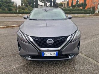 qashqai 1.3 158cv automatica ibrida 25 mila km