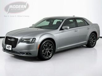 used 2018 chrysler 300 s