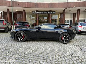aston martin db11 coupé v8 auto