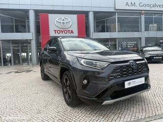 toyota rav4 2.5 hdf lounge