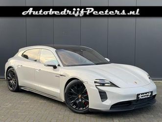 porsche taycan sport turismo gts chrono pano acc bose hud 18v-stoel matrix camera