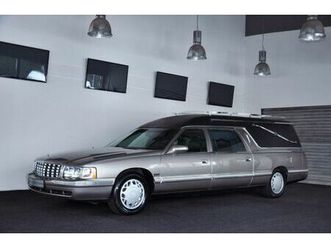 cadillac deville v8 (leichenwagen) ! erst 066.071 km !