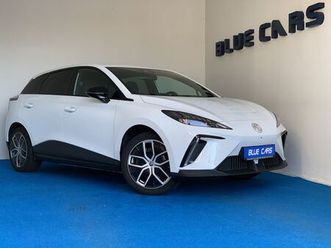 mg4 64kwh luxury/360°/leder/acc/led/dab/carplay